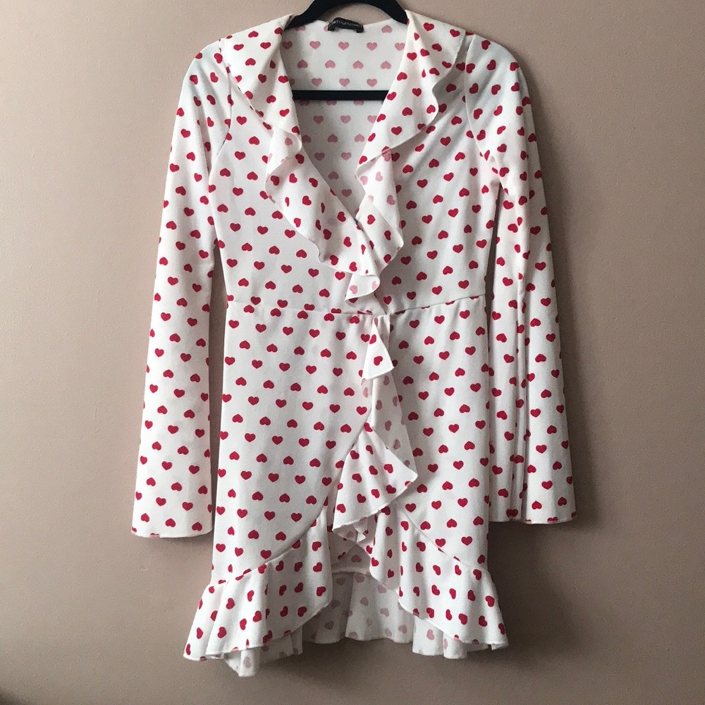 Pretty Little Thing White Heart Print Dress